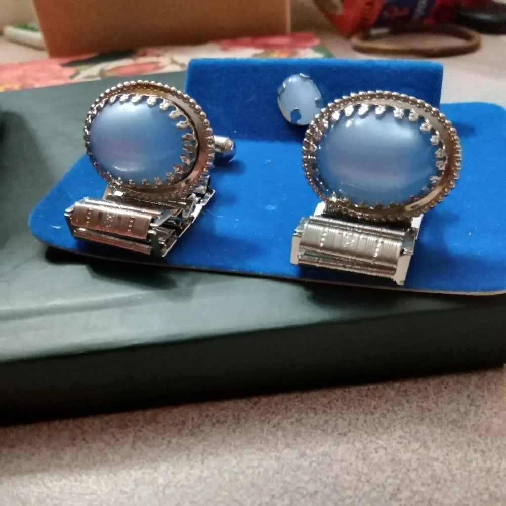 Hickok Sky Blue Tie Pin And Cuff Links Gift Set Vintage